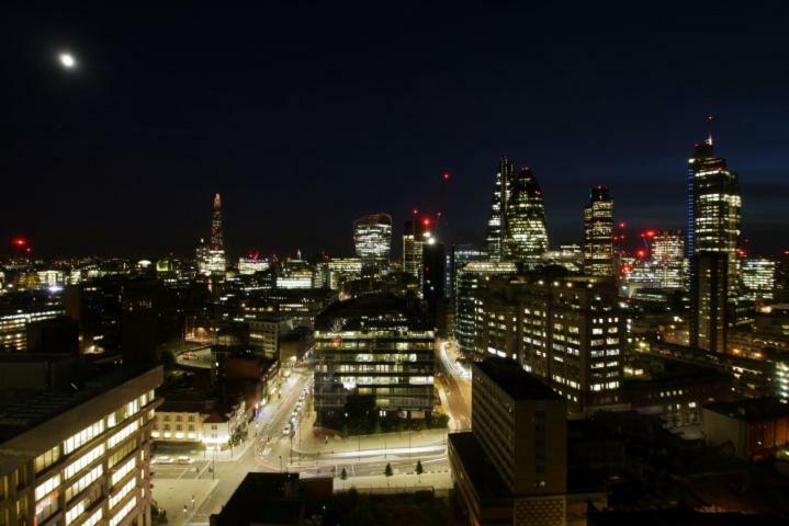 One Commercial Street Apartment Londra Dış mekan fotoğraf