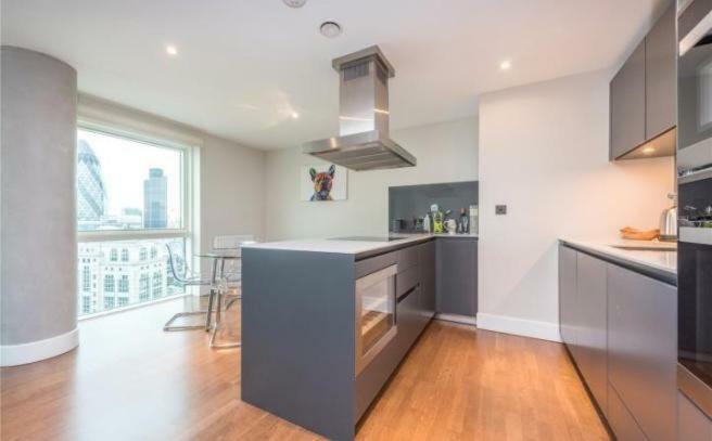 One Commercial Street Apartment Londra Dış mekan fotoğraf